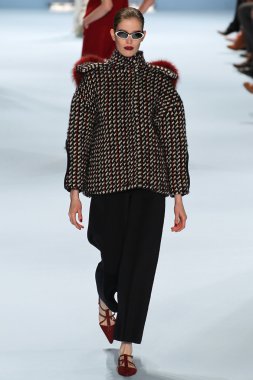 Carolina Herrera Güz 2015 koleksiyonu