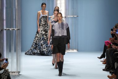 Carolina Herrera Güz 2015 koleksiyonu