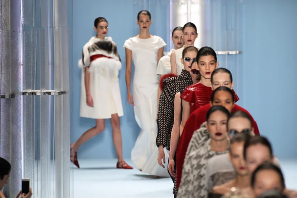 Carolina Herrera Outono 2015 Coleção — Fotografia de Stock