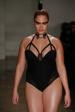 Chromat Aw15: Mindware defile