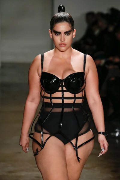 Chromat Aw15: Mindware módní přehlídky — Stock fotografie