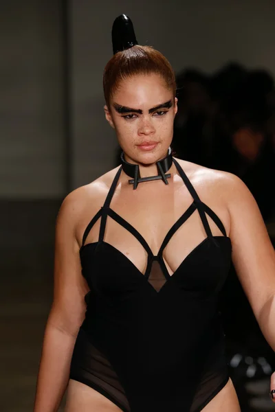 Chromat Aw15: Mindware módní přehlídky — Stock fotografie