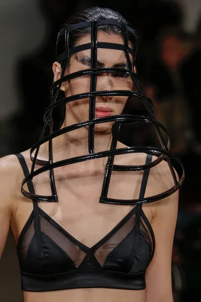 Chromat Aw15: 智力劳动时装秀 — 图库照片