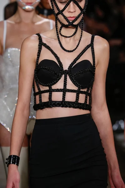 Chromat AW15: Mindware fashion show — Stock Photo, Image