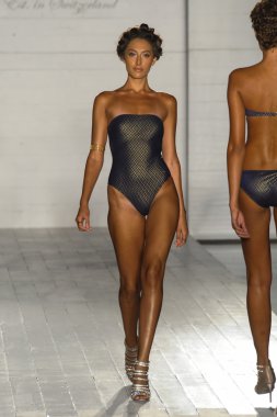 Barraca piliç defile