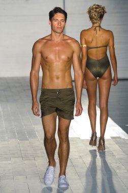 Barraca piliç defile