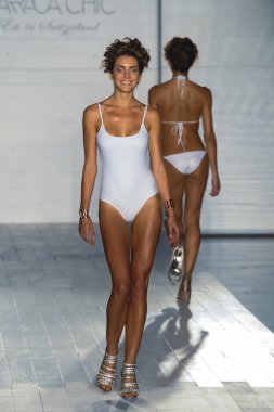 Barraca piliç defile