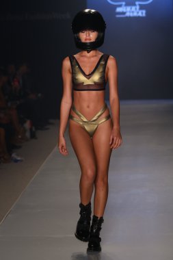 Minimale Animale defile