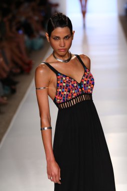 6 shore yolu Pooja sırasında Mbfw yüzmek 2015 tarafından