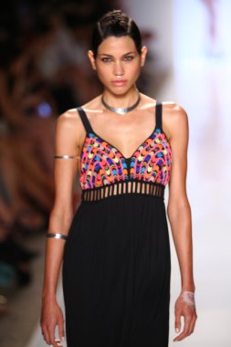 6 shore yolu Pooja sırasında Mbfw yüzmek 2015 tarafından