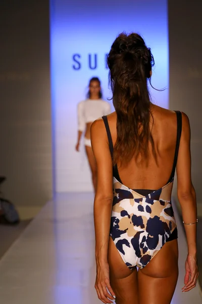 Sfilata di moda Suboo — Foto Stock