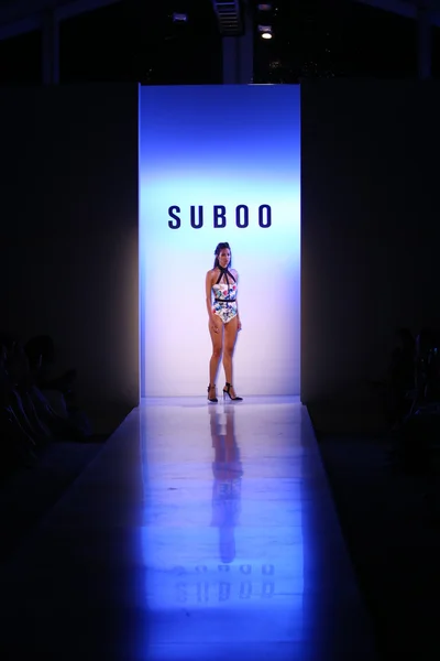 Suboo fashion show — Stock Photo, Image