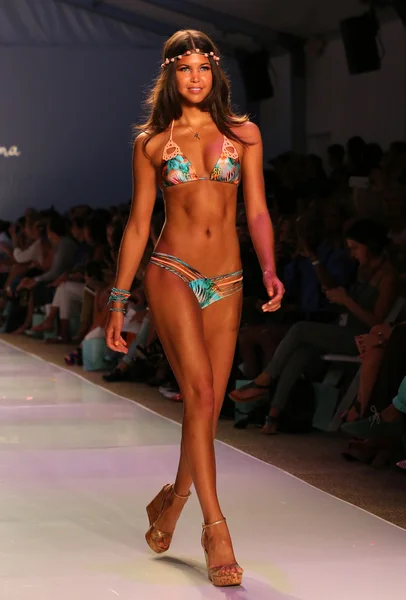 Luli Fama during MBFW Swim — Stock Photo, Image