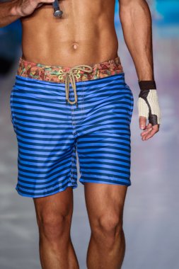 Maaji mayo moda defilesi