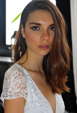 Delphine Manivet gelin pist Show