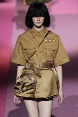 Mercedes-Benz Moda Haftası sırasında Marc Jacobs