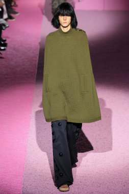 Mercedes-Benz Moda Haftası sırasında Marc Jacobs