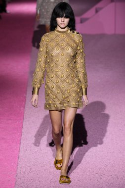 Mercedes-Benz Moda Haftası sırasında Marc Jacobs