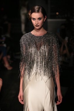 Johanna Johnson pist Show