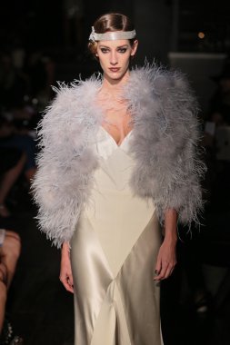 Johanna Johnson pist Show