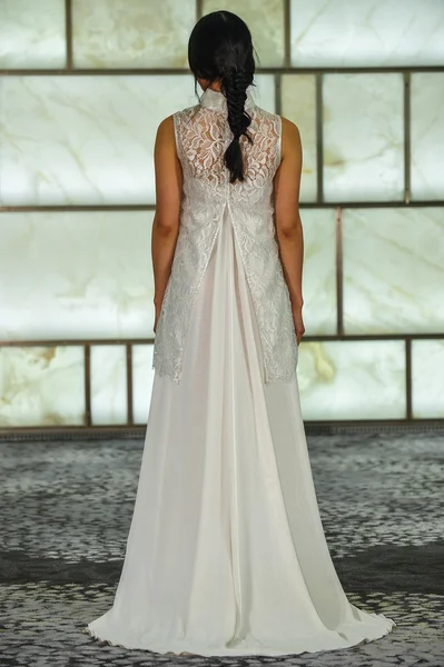 RIVINI during Fall 2015 Bridal Collection — Stock Photo, Image