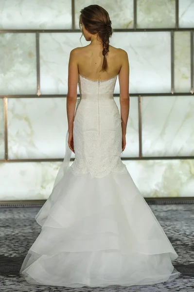 RIVINI during Fall 2015 Bridal Collection — Stock Photo, Image