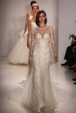 Amsale defile