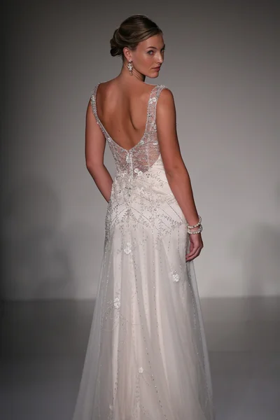 Desfile de moda de Sottero y Midgley —  Fotos de Stock