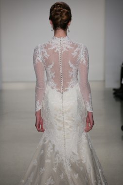 Matthew Christopher defile