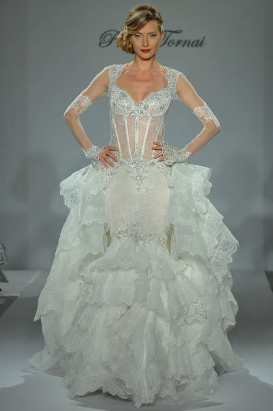 PRINA Tornai bröllopsbutiker collection — Stockfoto