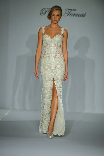 PRINA Tornai bröllopsbutiker collection — Stockfoto