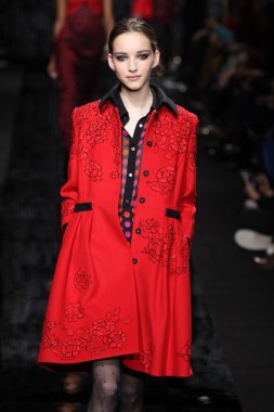 Diane Von Furstenberg defile