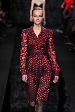Diane Von Furstenberg defile