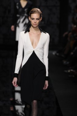 Diane Von Furstenberg defile
