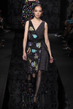 Diane Von Furstenberg defile