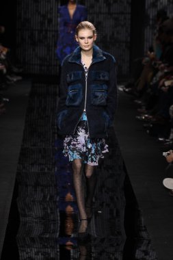 Diane Von Furstenberg defile
