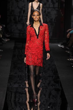 Diane Von Furstenberg defile