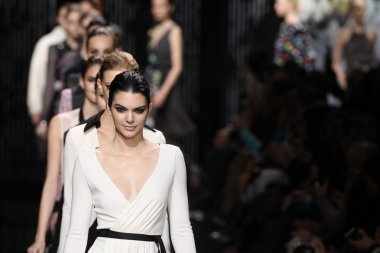 Diane Von Furstenberg defile