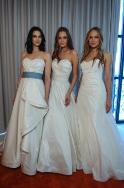 Henry Roth gelinlik koleksiyonu