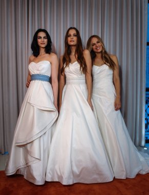 Henry Roth gelinlik koleksiyonu