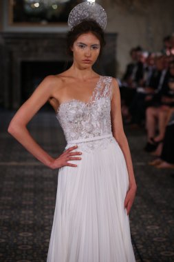 Mira Zwillinger Gelin Koleksiyonu