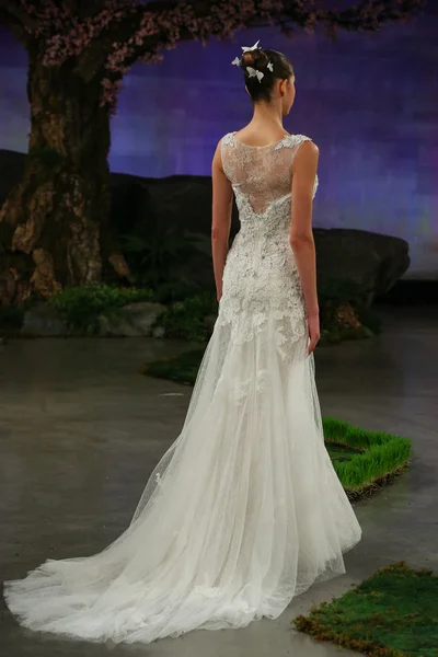 Ines Di Santo Bridal Show — Stock Photo, Image