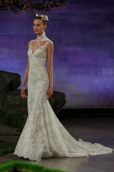 Ines Di Santo Bridal Show — Stock Photo, Image