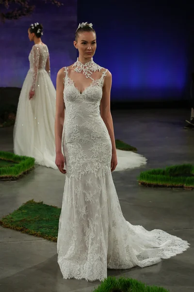 Ines Di Santo Bridal Show — Stock Photo, Image