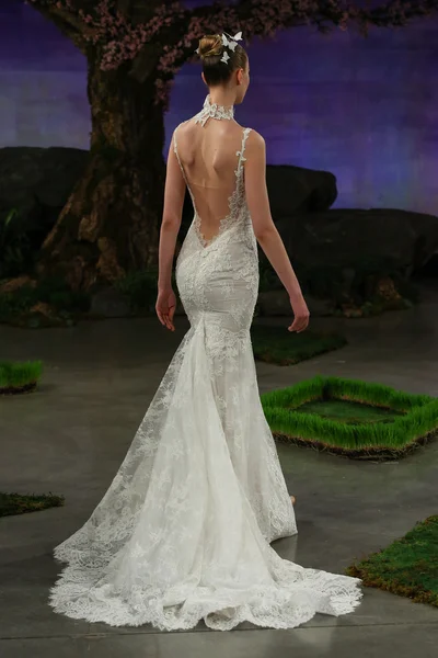 Ines Di Santo Bridal Show — Stock Photo, Image