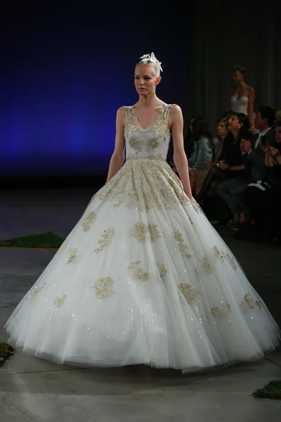 Ines Di Santo Bridal Show — Stock Photo, Image