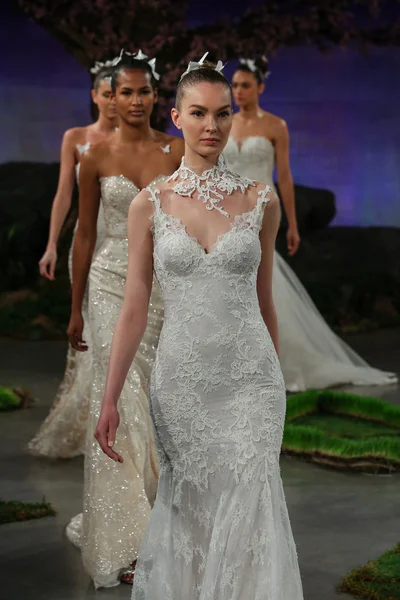 Ines Di Santo Bridal Show — Stock fotografie