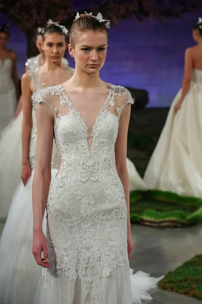 Ines Di Santo Bridal Show — Stock Photo, Image