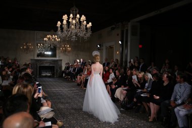 Mira Zwillinger Gelin Koleksiyonu