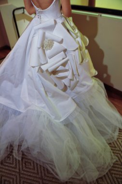 Kalyn Hemphill poz Irina Shabayeva Gelin Koleksiyonu